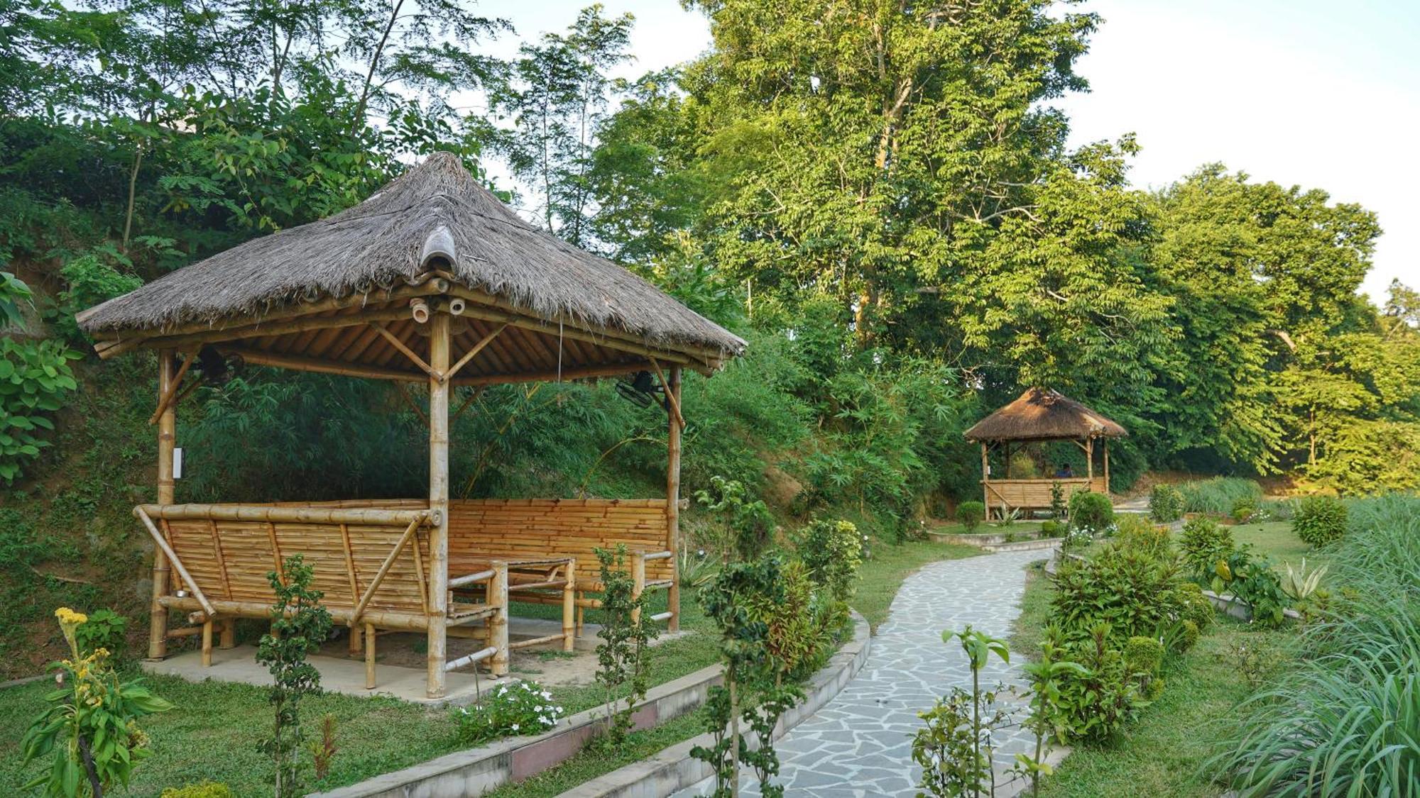 Vaani Greens Wildlife Resort, Kaziranga Kuthari Exterior foto