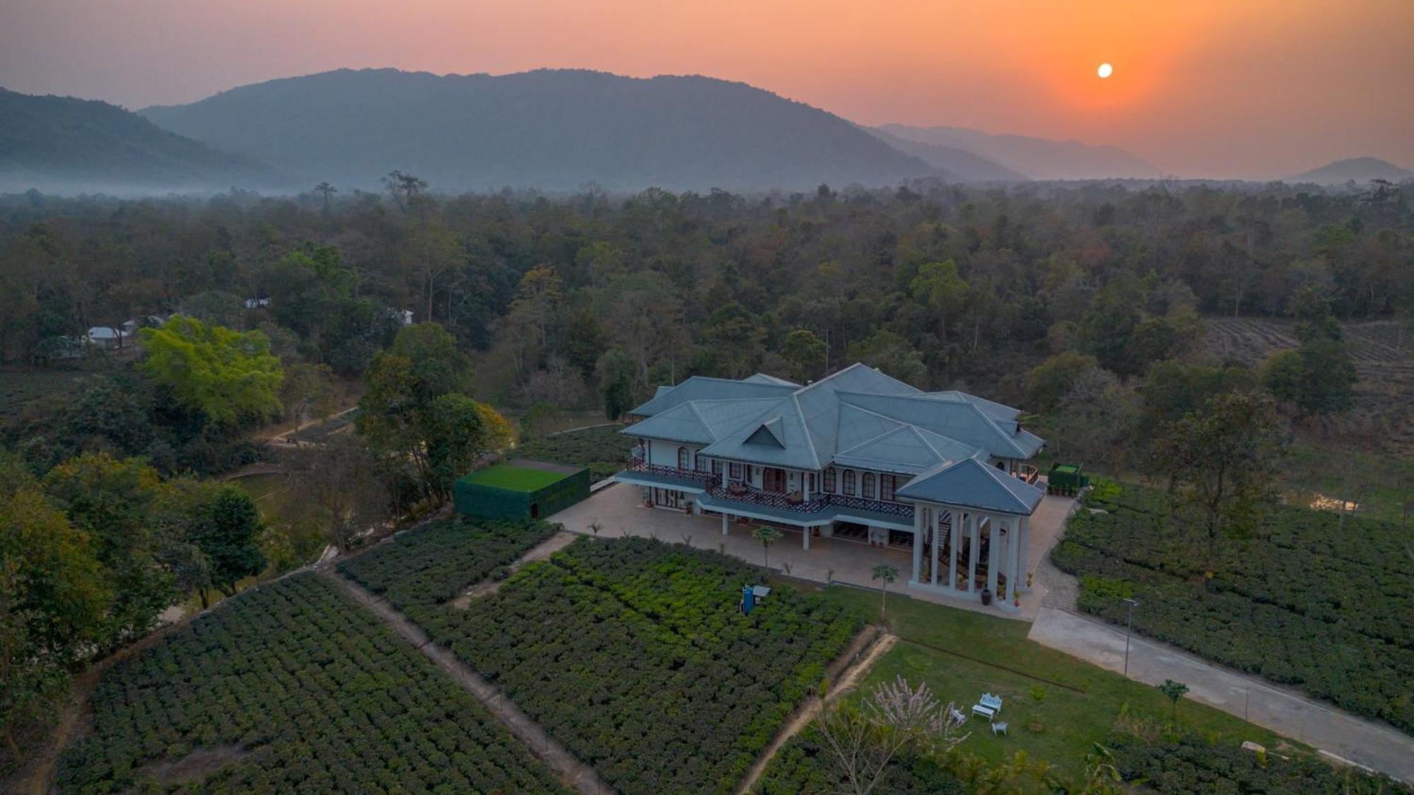 Vaani Greens Wildlife Resort, Kaziranga Kuthari Exterior foto